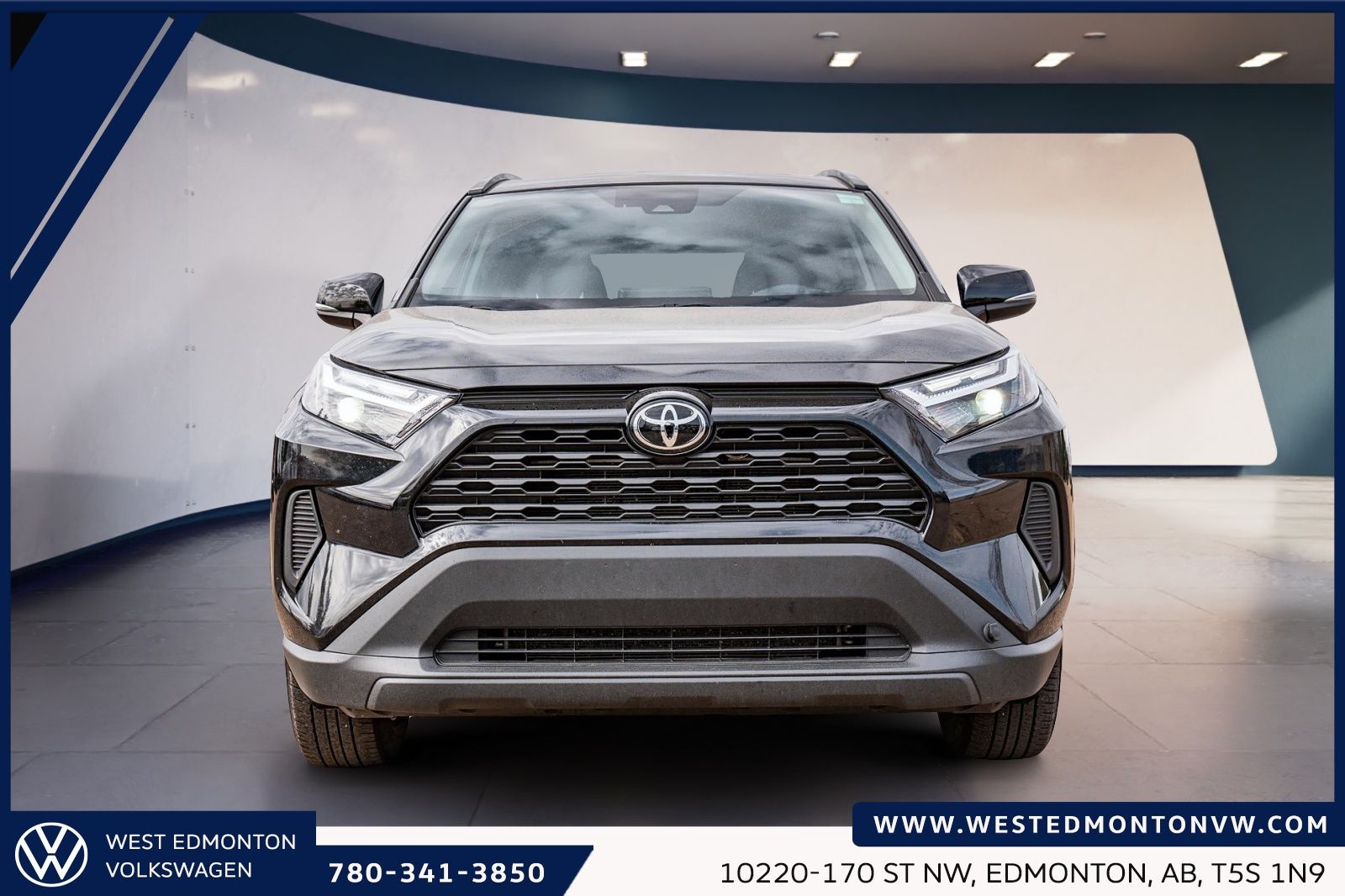 Photo 2024 Toyota RAV4 XLE #8