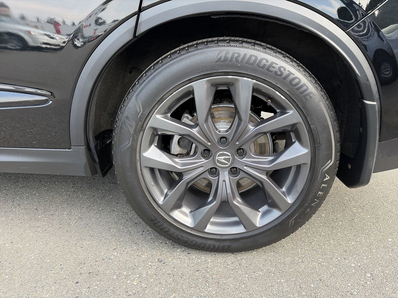 2023  MDX