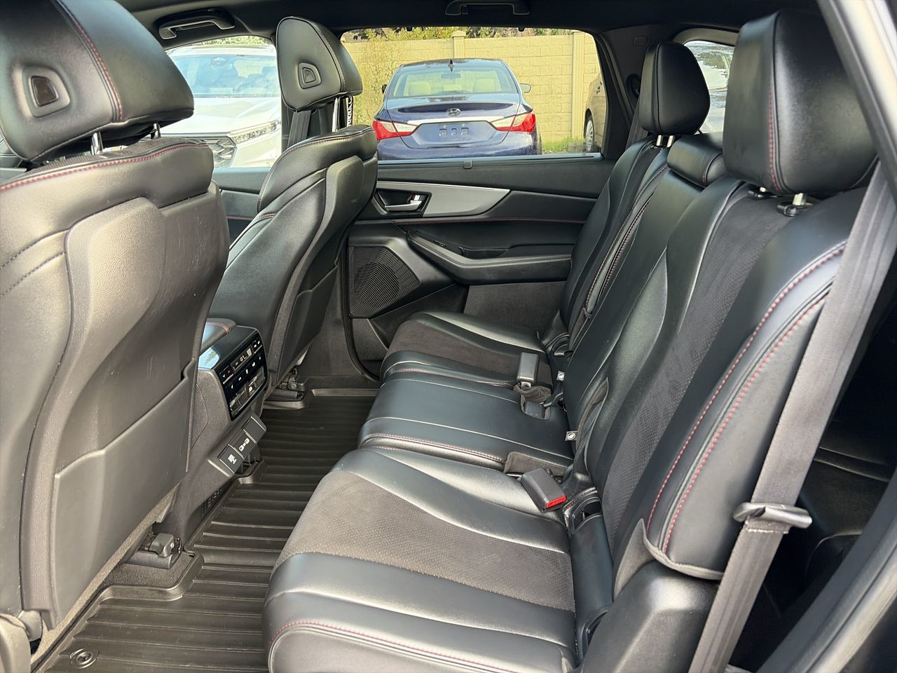 2023  MDX