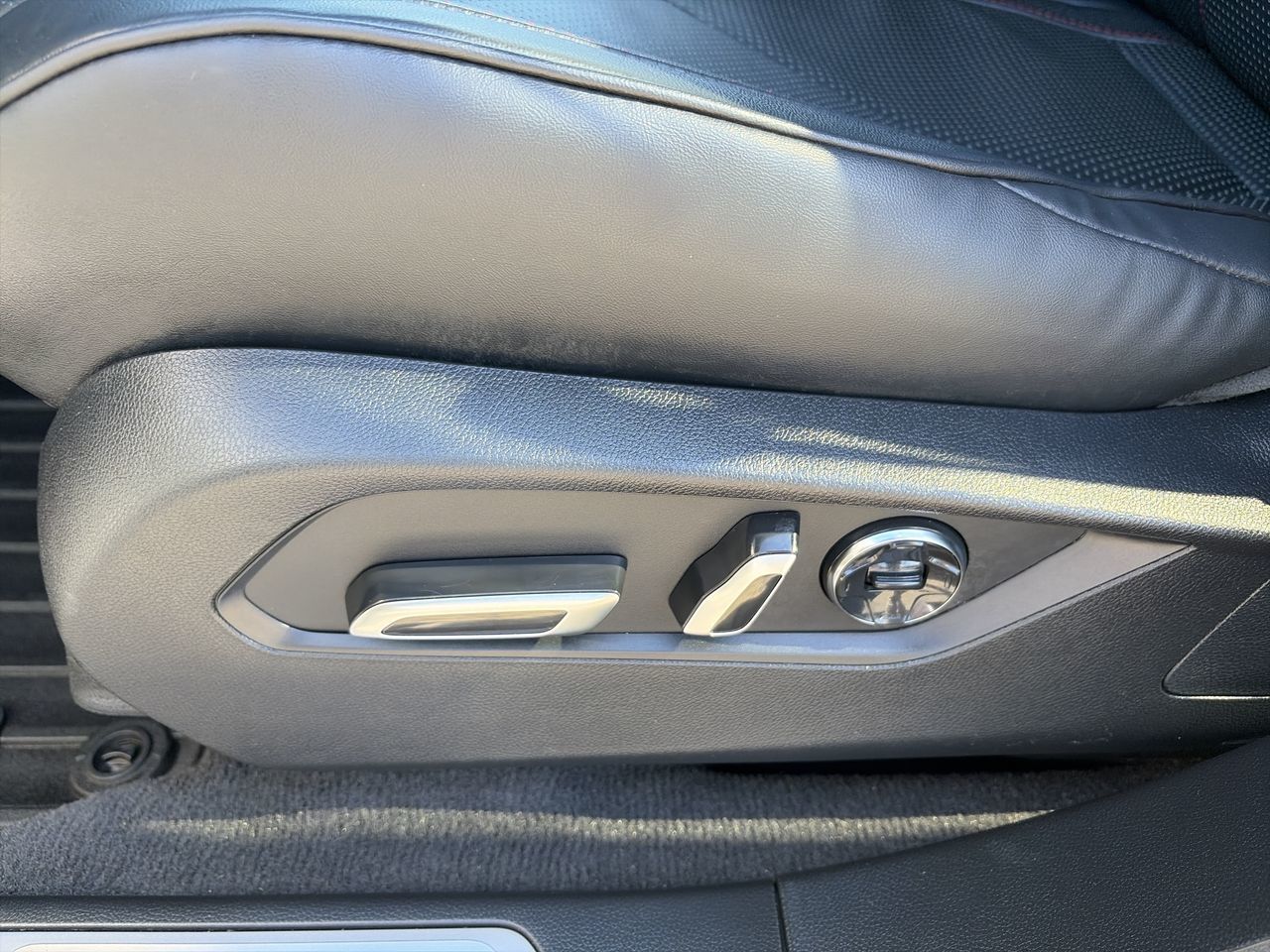 2025 Acura RDX