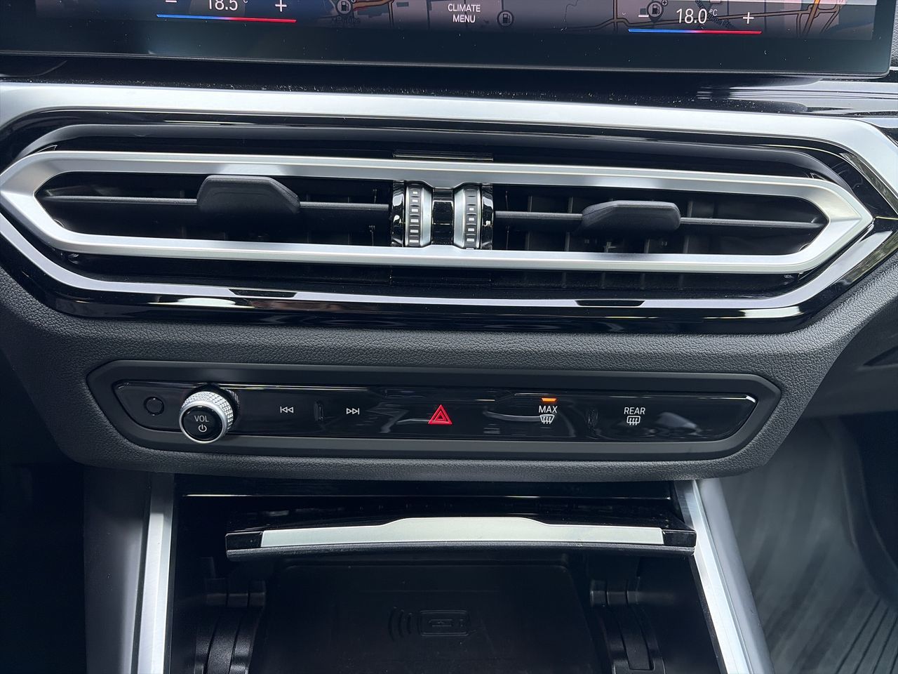 2023 BMW 330i