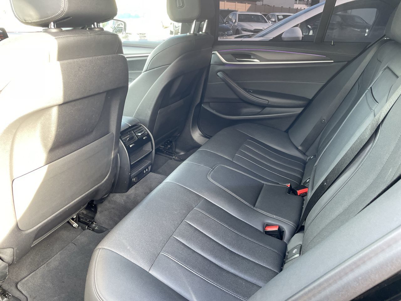 2022 BMW 530I
