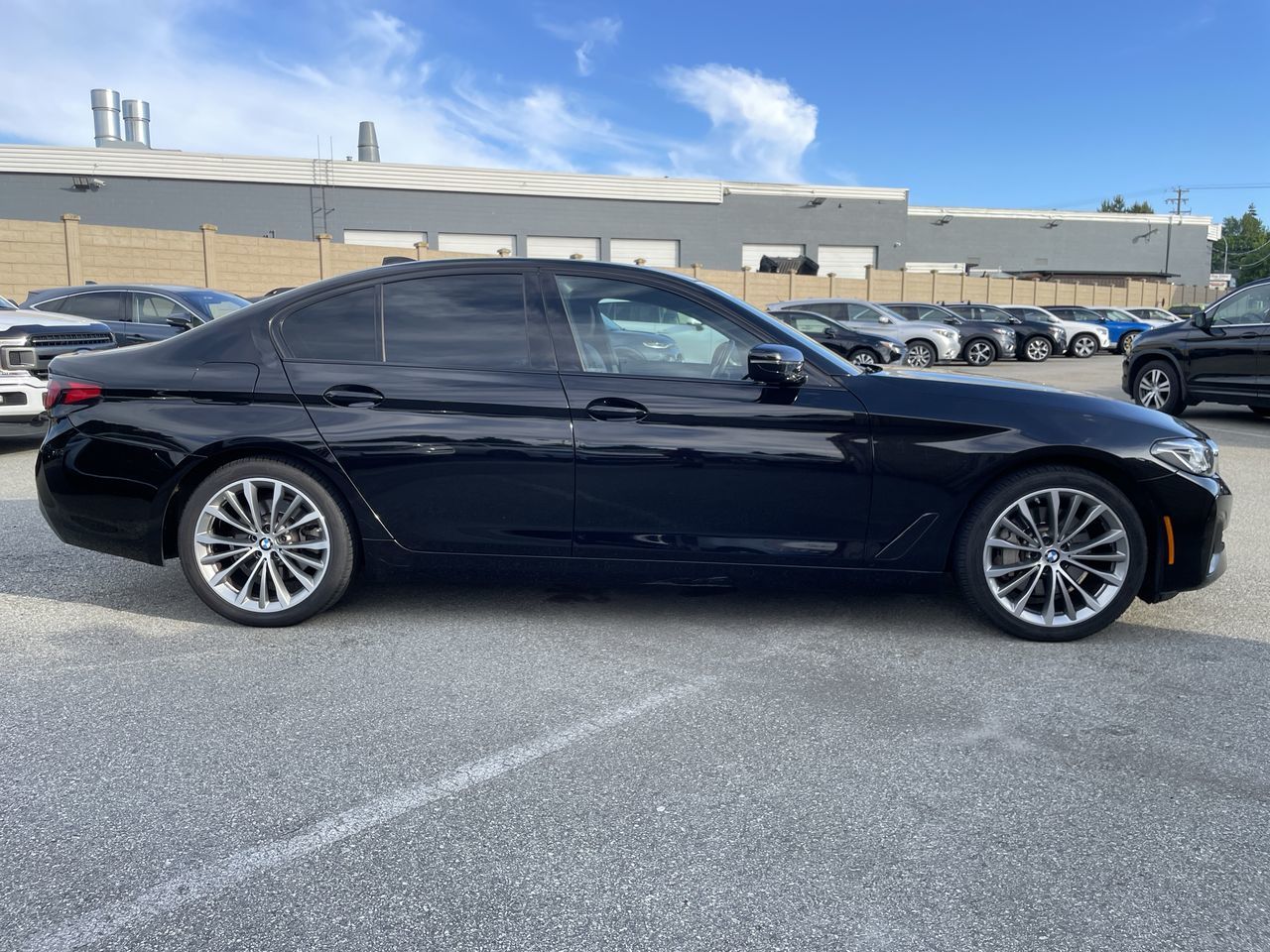 2022 BMW 530I