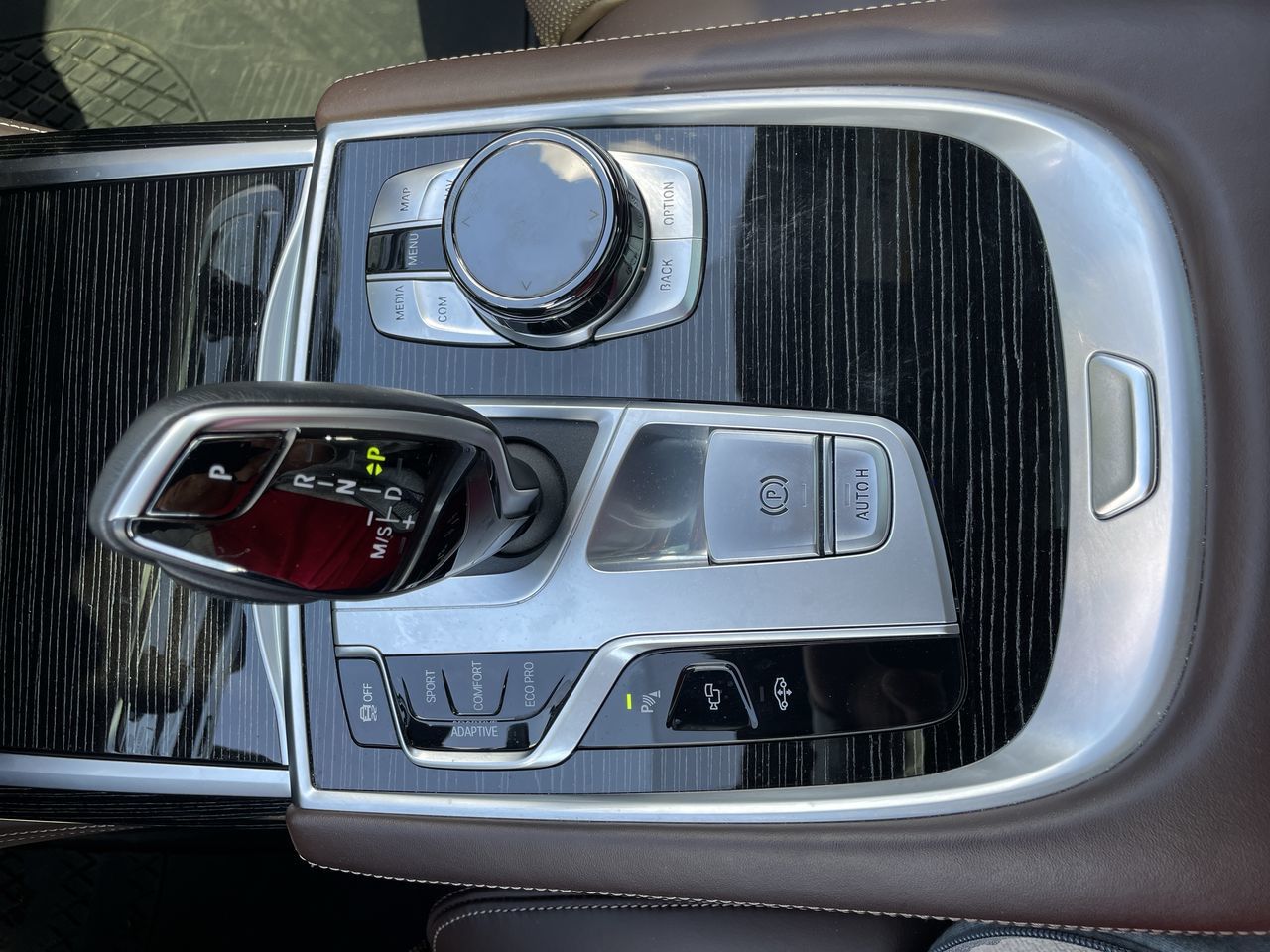 2020 BMW 750I