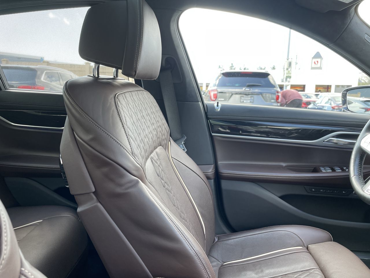 2020 BMW 750I