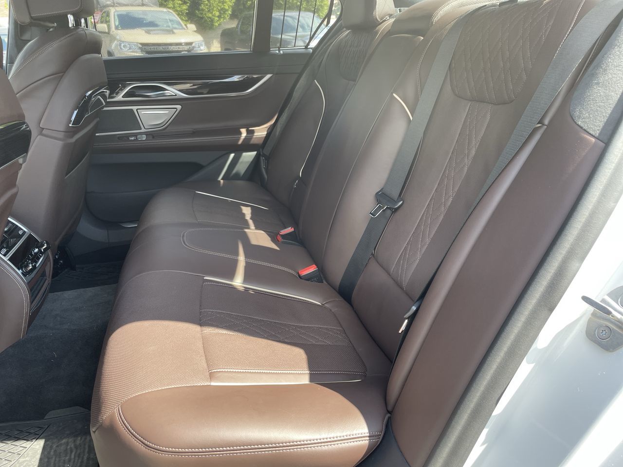 2020 BMW 750I