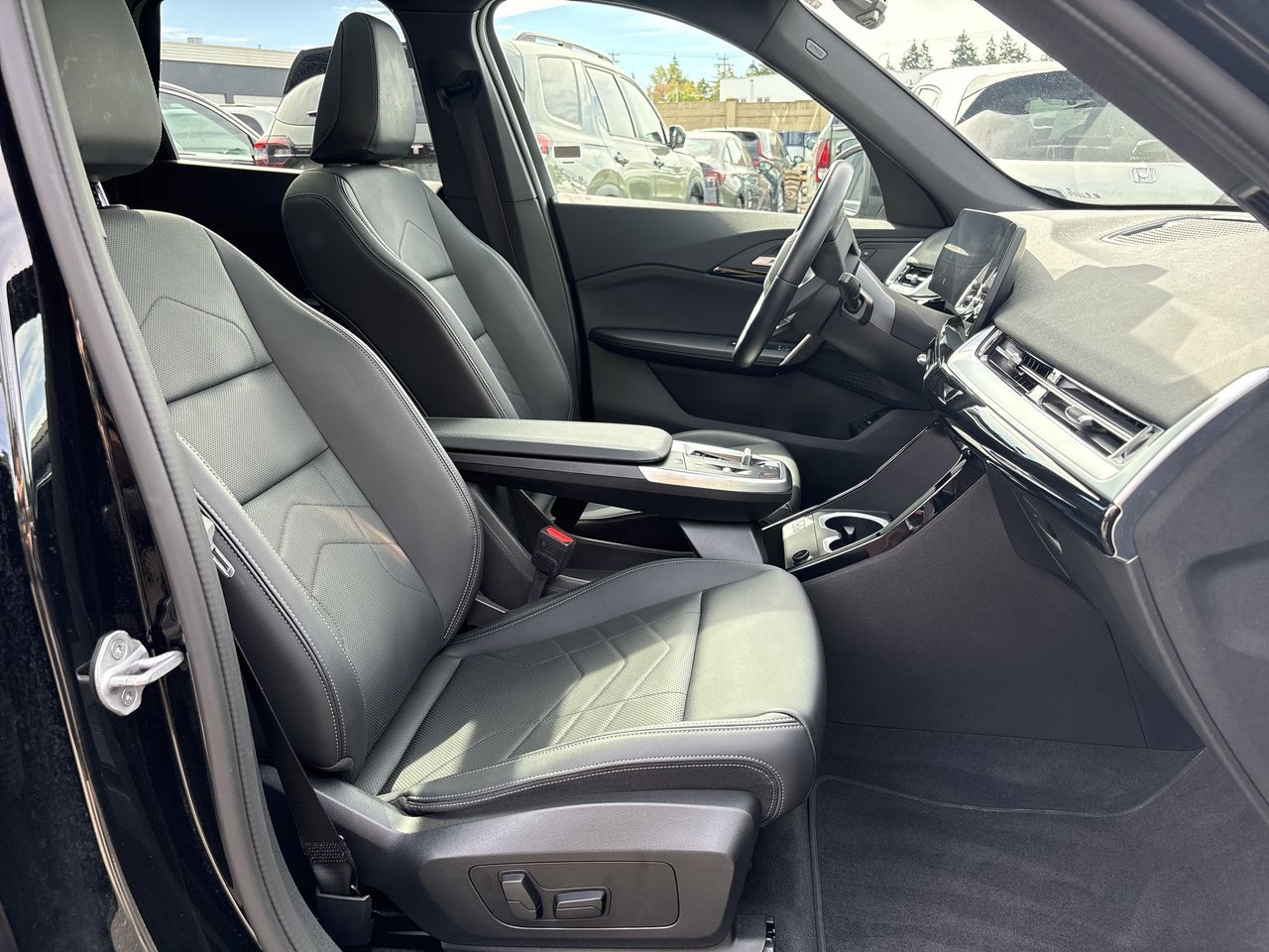 2025 BMW X1