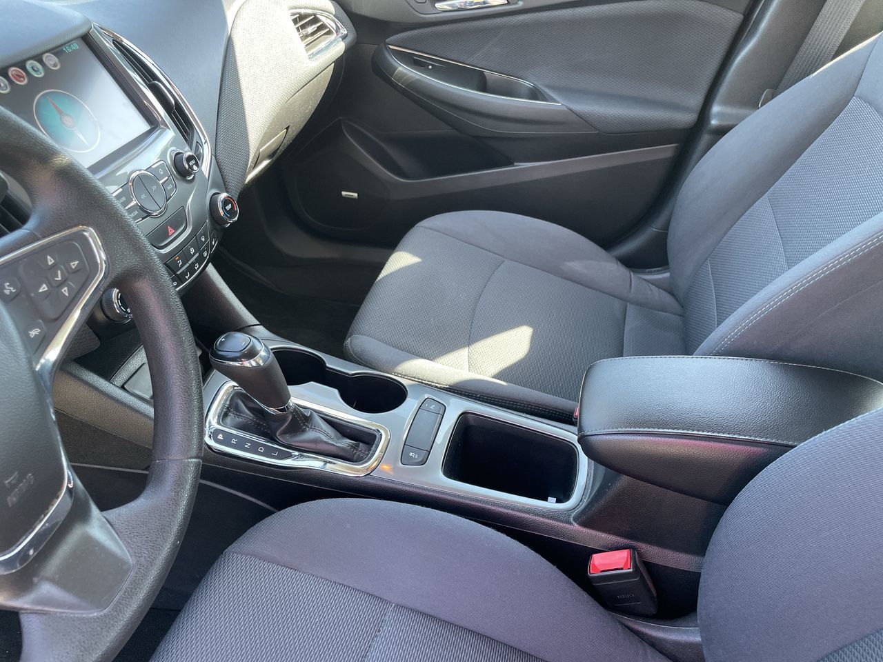 Chevrolet Cruze  2018 à Surrey, Colombie-Britannique