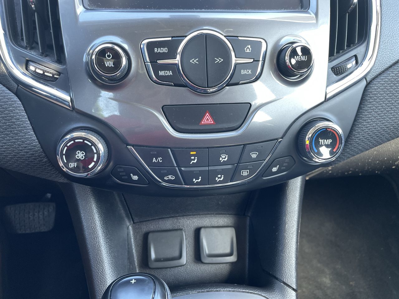Chevrolet Cruze  2018 à Surrey, Colombie-Britannique