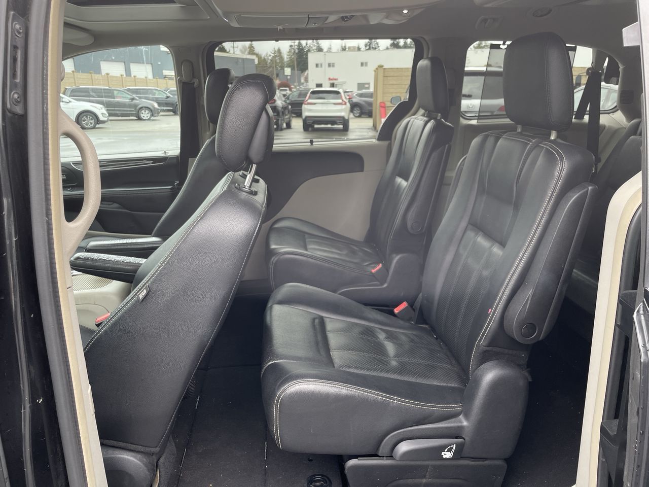 2014 Chrysler Town & Country