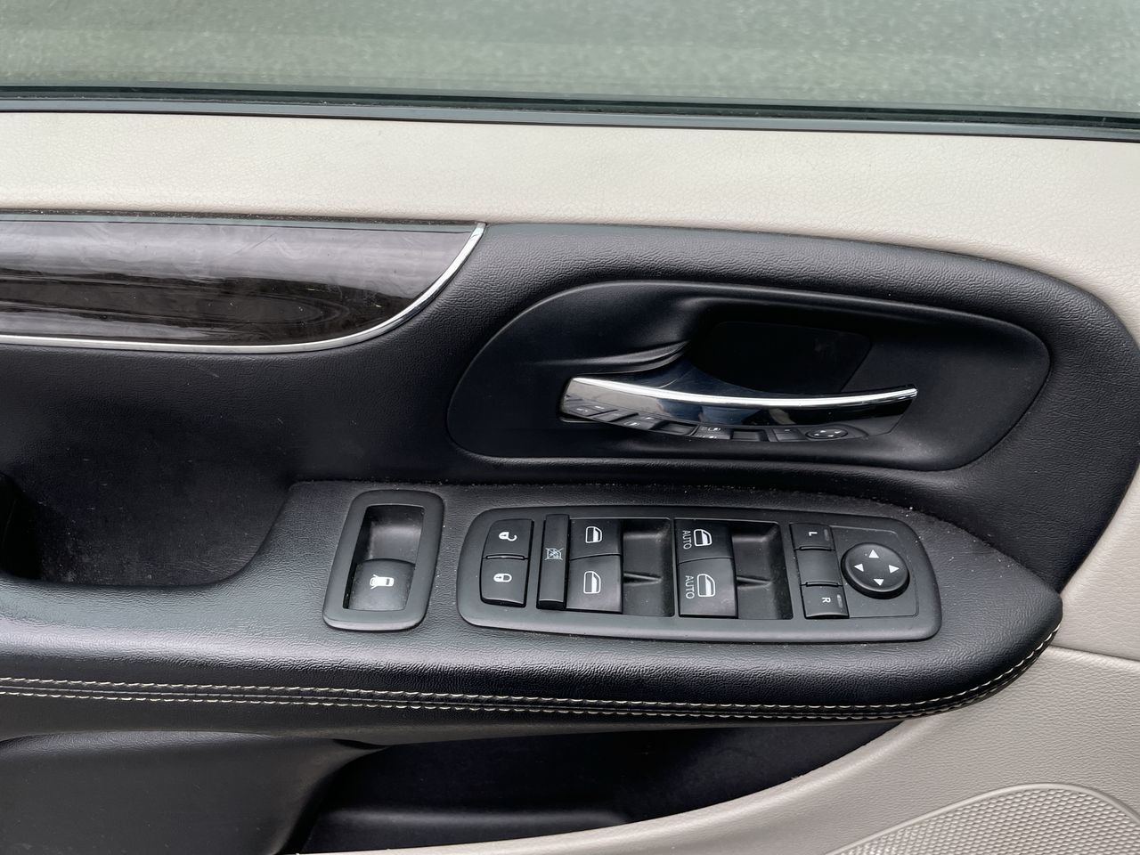 2014 Chrysler Town & Country