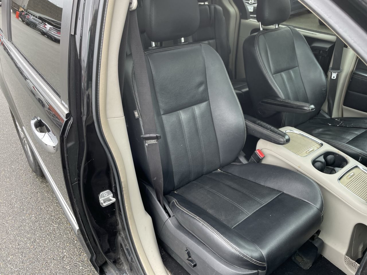 2014 Chrysler Town & Country