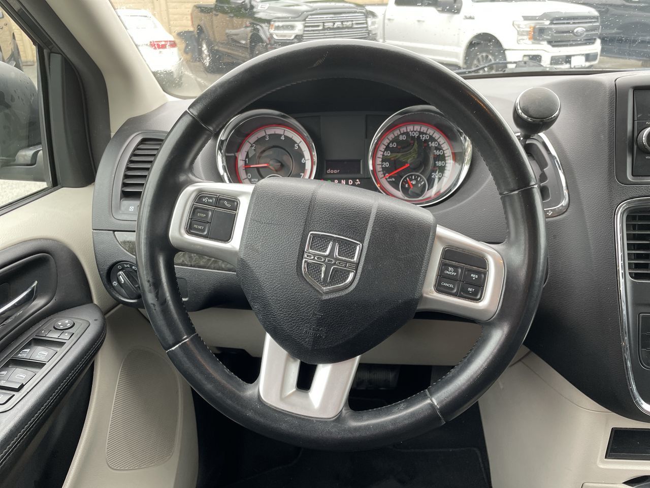 Dodge Grand Caravan  2013 à Surrey, Colombie-Britannique