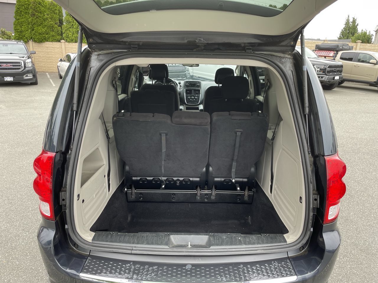 Dodge Grand Caravan  2013 à Surrey, Colombie-Britannique