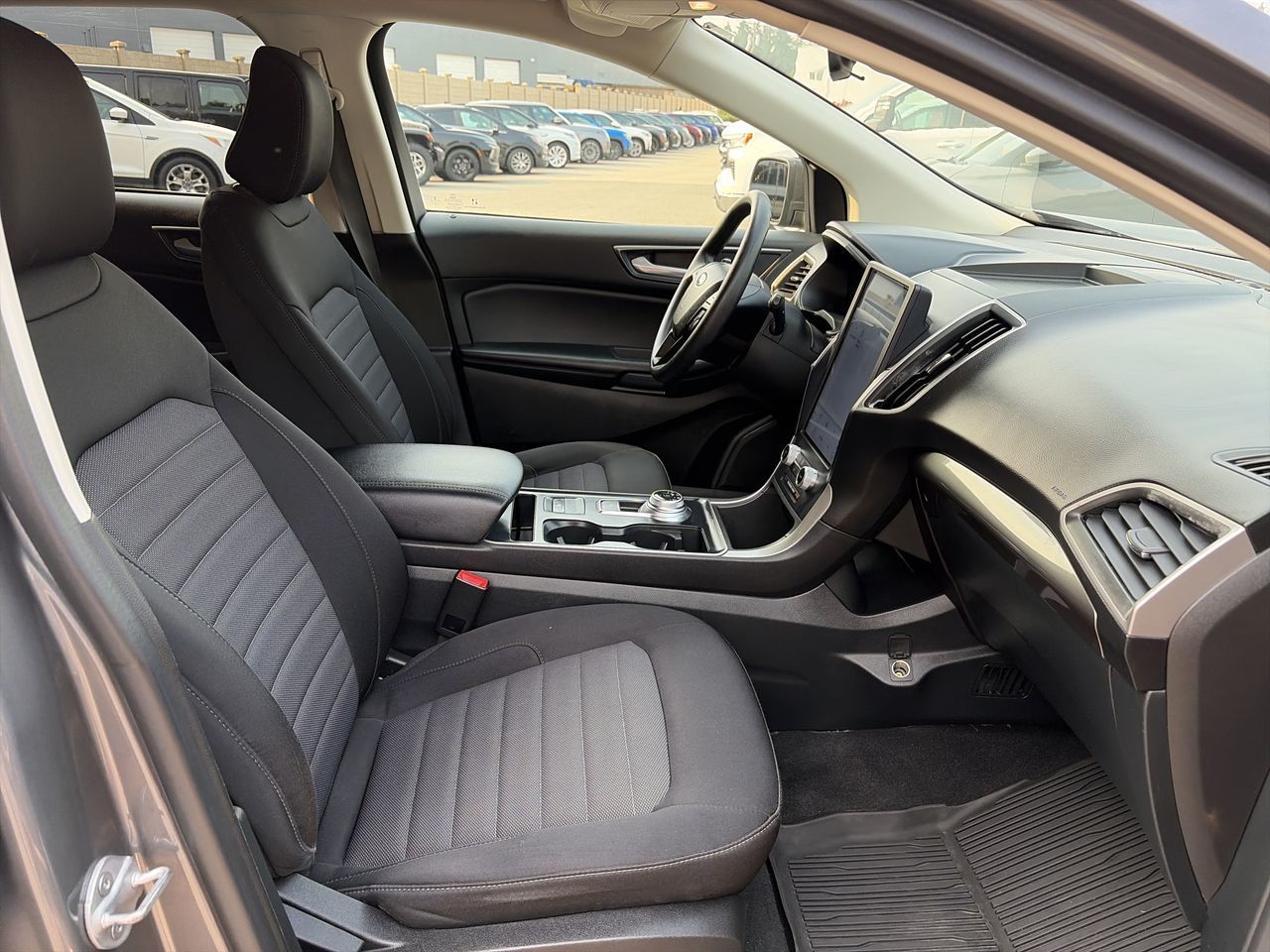 2022 Ford Edge