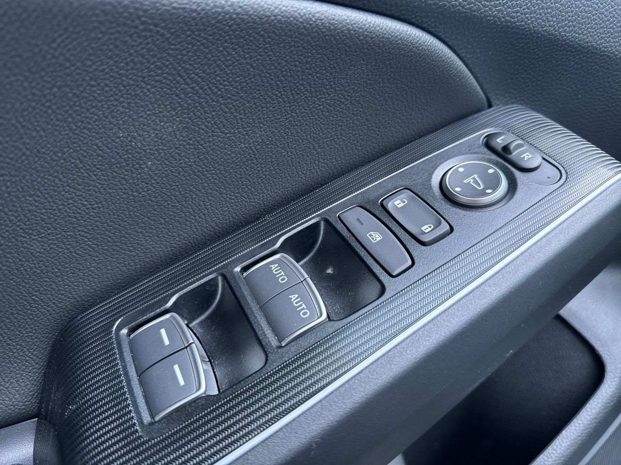 2025 Honda CIVIC HYBRID Hatchback