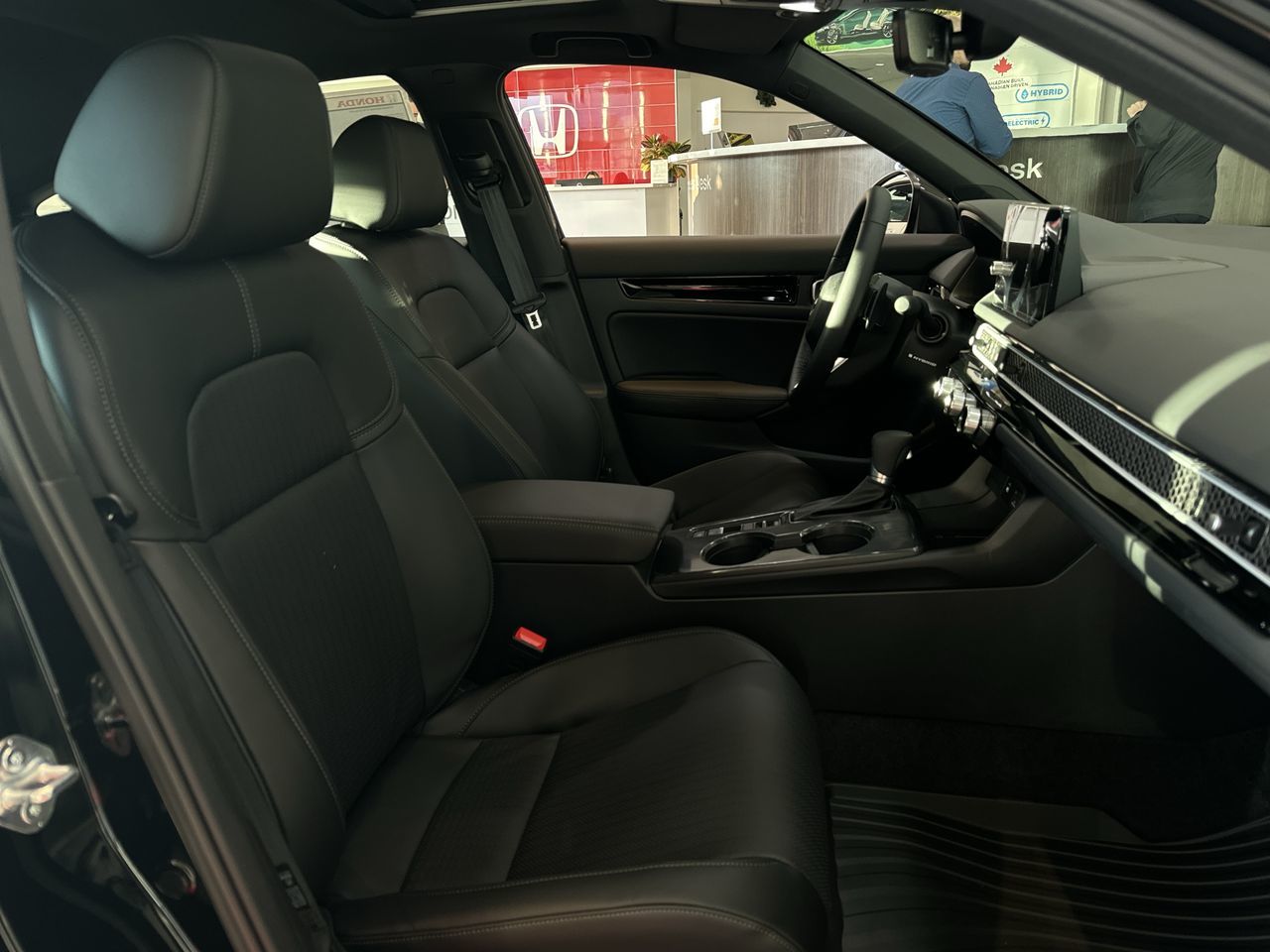 Honda Civic Hybrid Hatchback  2025 à Surrey, Colombie-Britannique