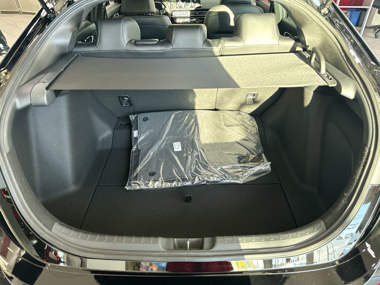 Honda Civic Hybrid Hatchback  2025 à Surrey, Colombie-Britannique