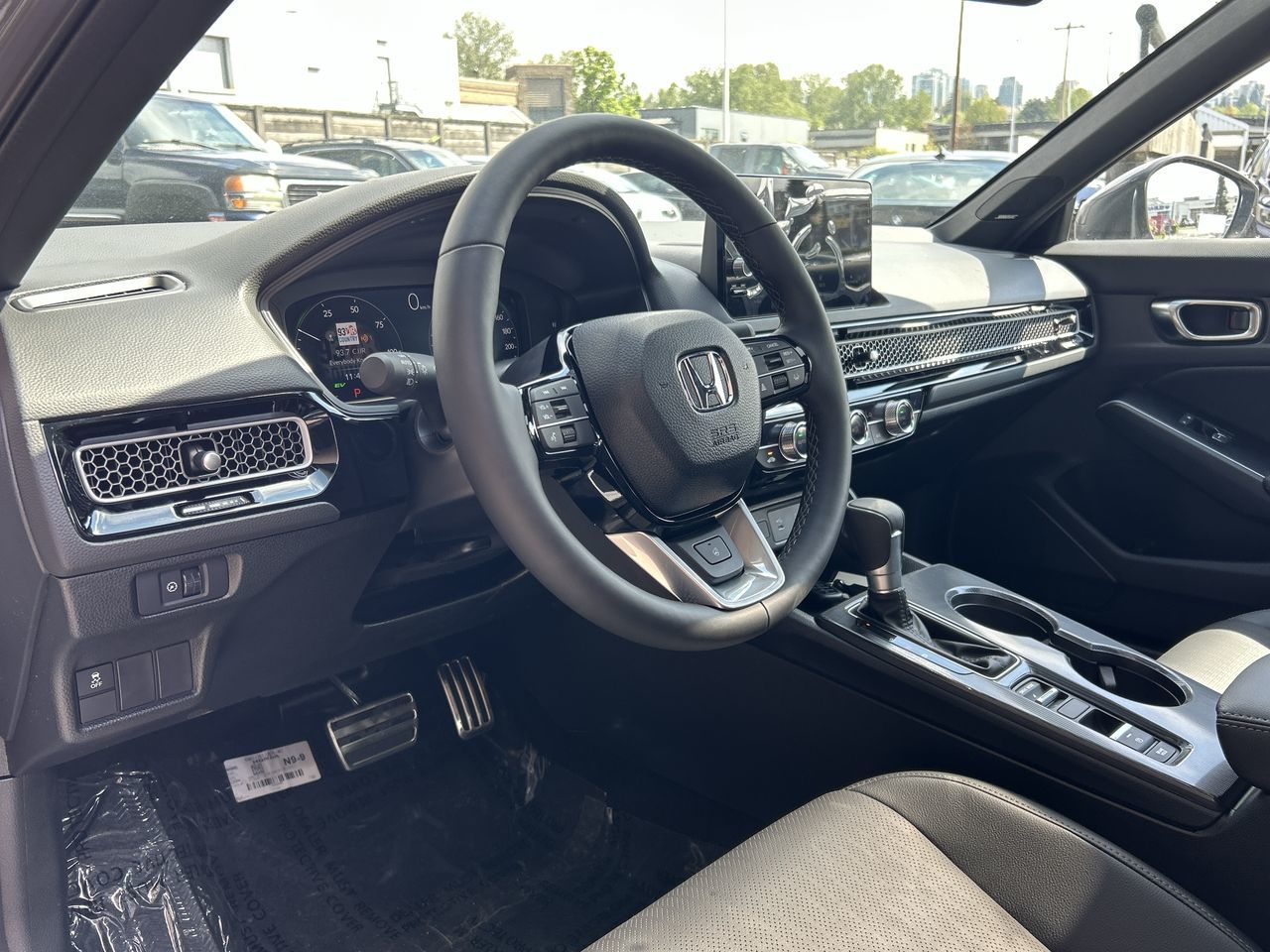 2025 Honda Civic Hybrid in Surrey, British Columbia