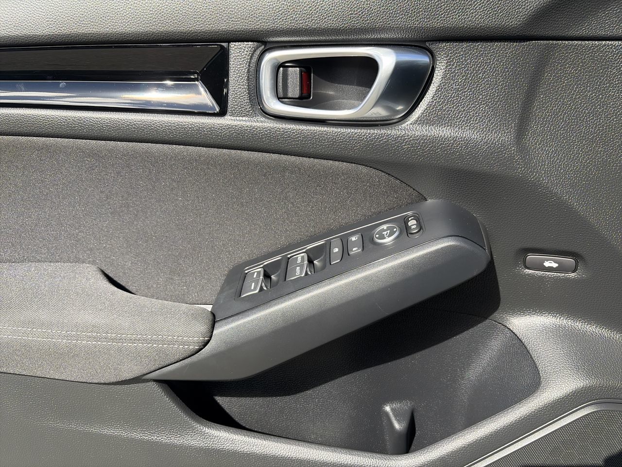 2025 Honda Civic Hybrid