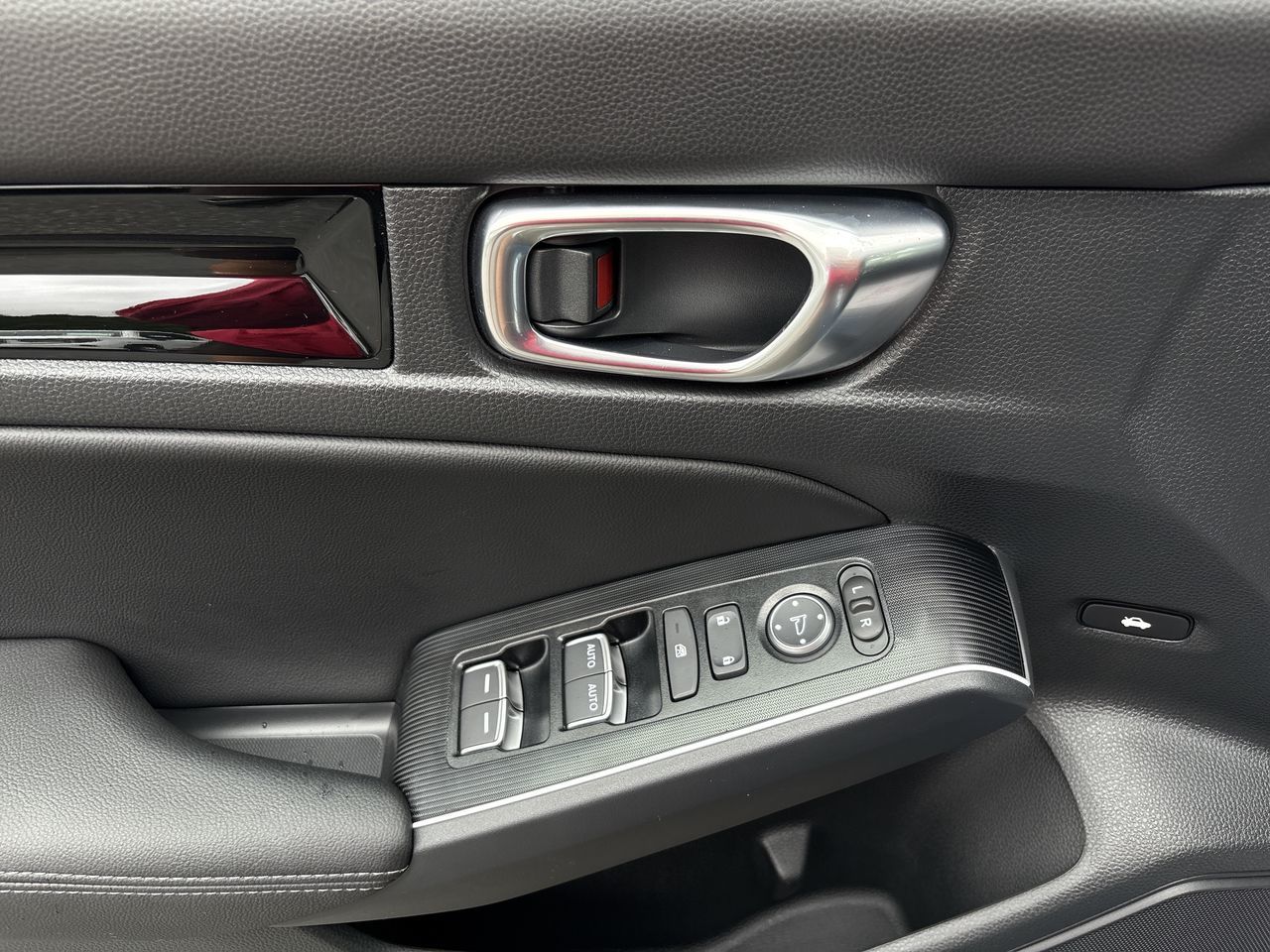 2025  Civic Hybrid