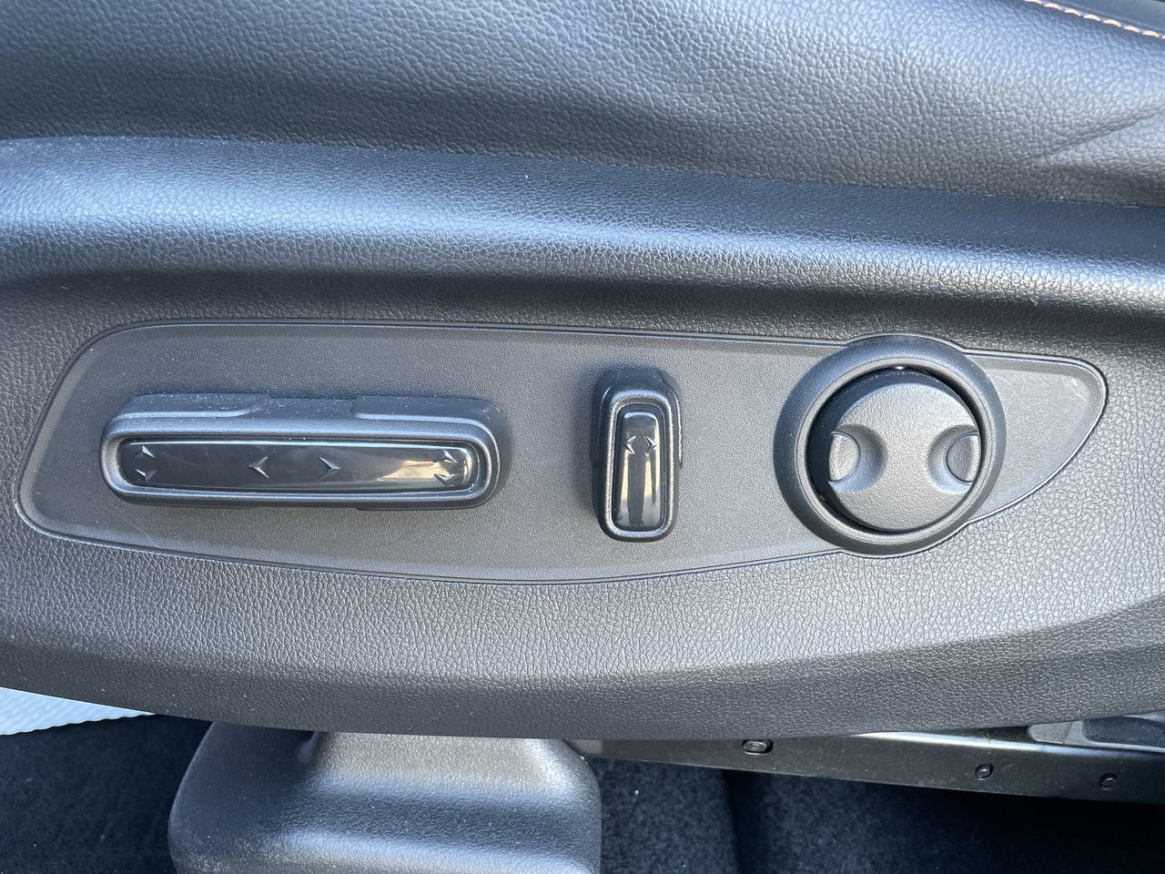 2024 Honda CR-V HYBRID in Surrey, British Columbia