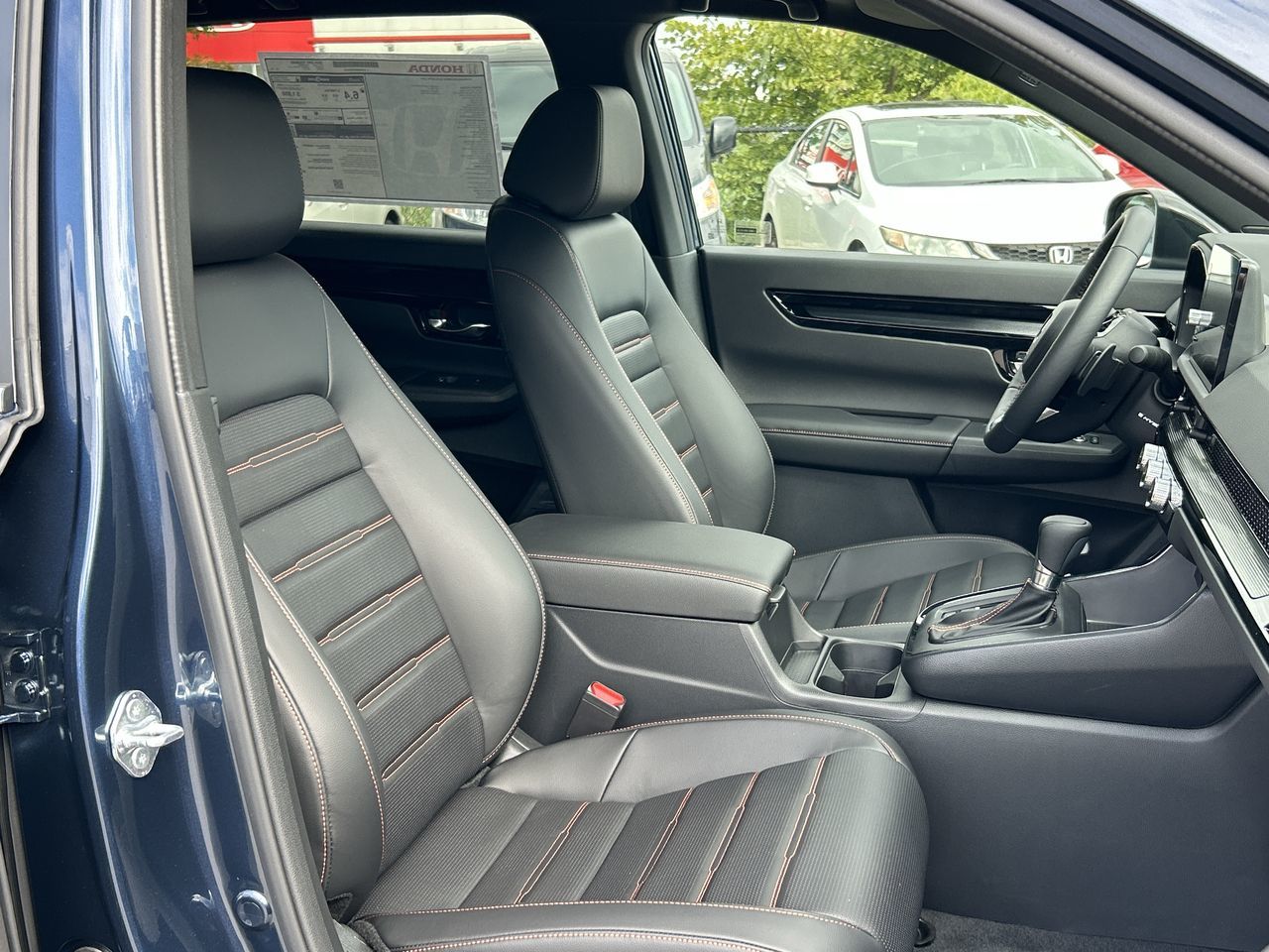 2025 Honda CR-V HYBRID in Surrey, British Columbia