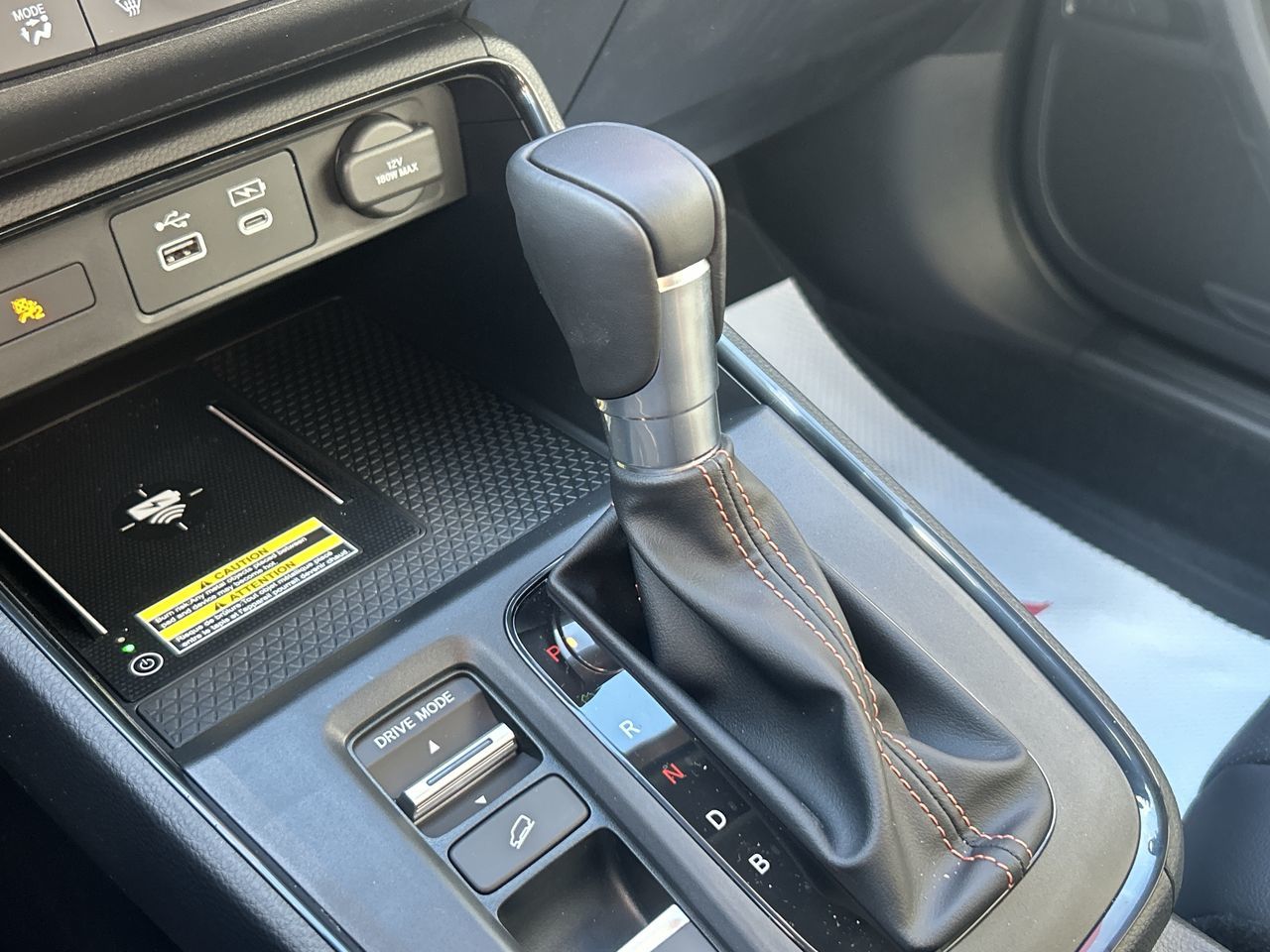 2025 Honda CR-V HYBRID in Surrey, British Columbia