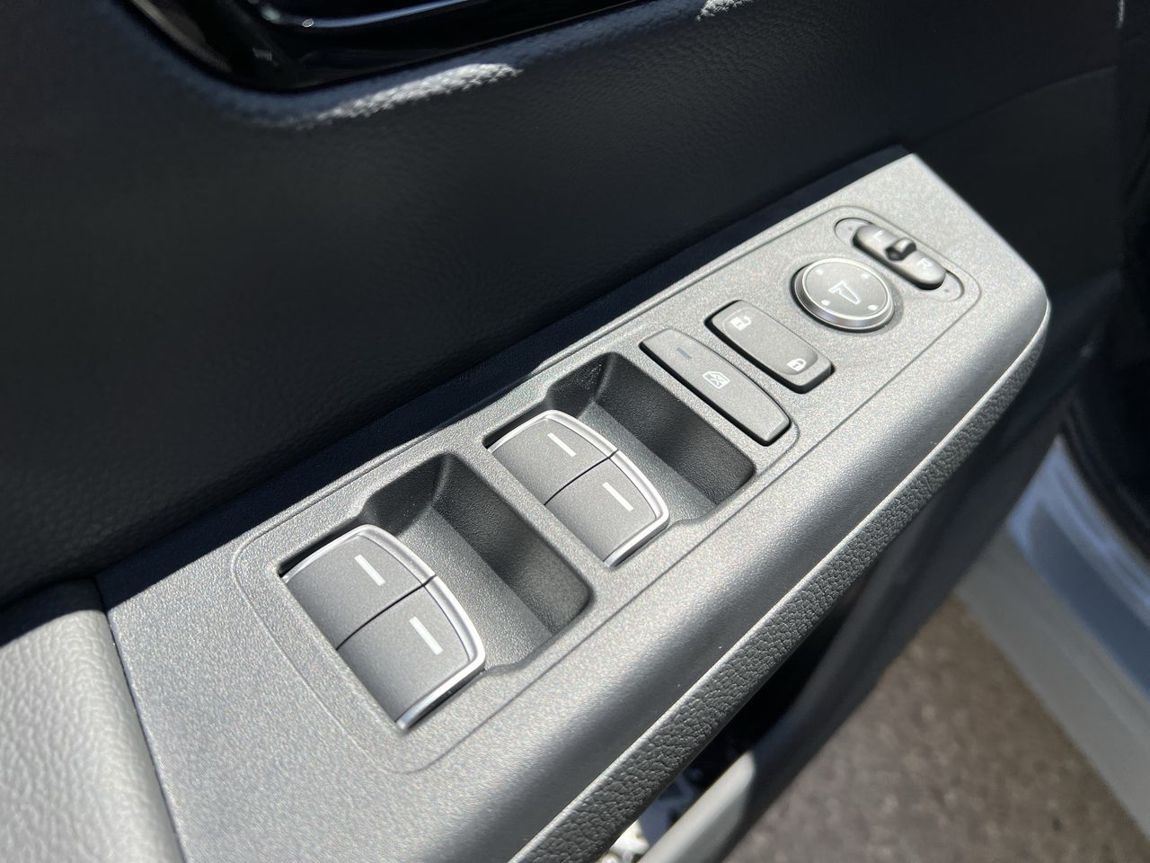 2025 Honda CR-V HYBRID in Surrey, British Columbia