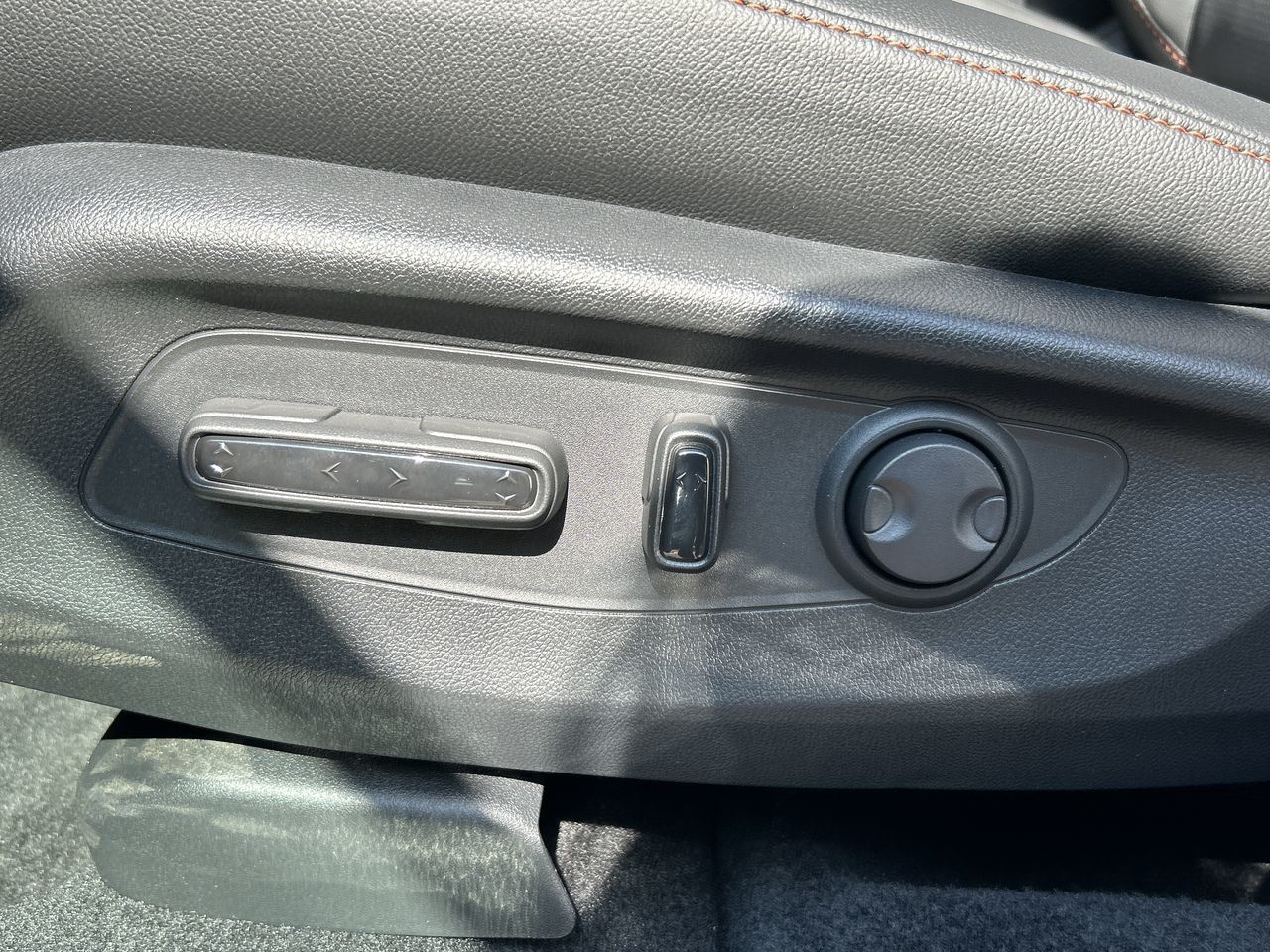 2025 Honda CR-V HYBRID in Surrey, British Columbia