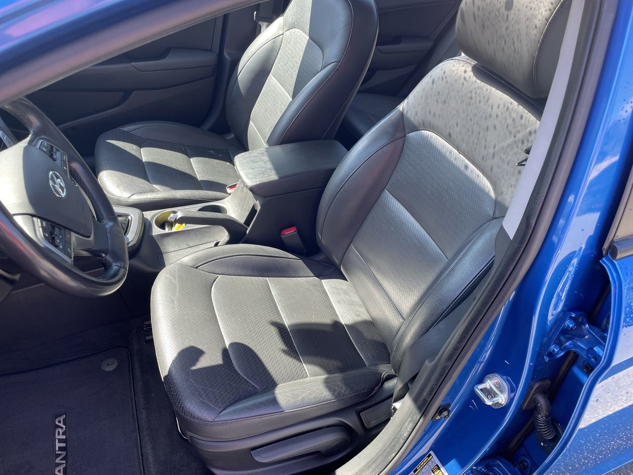 Hyundai Elantra Sedan  2017 à Surrey, Colombie-Britannique