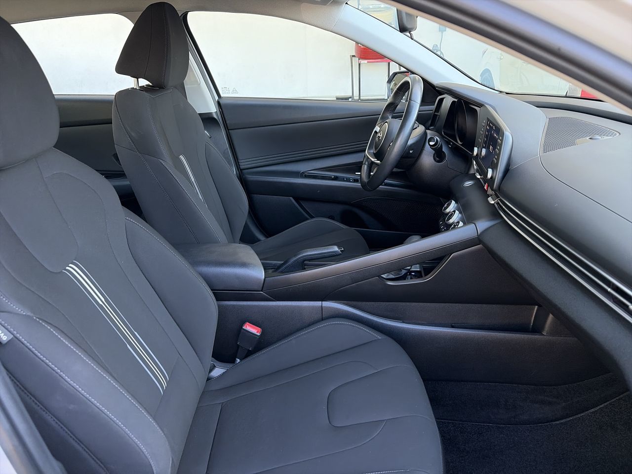 2022  Elantra Sedan