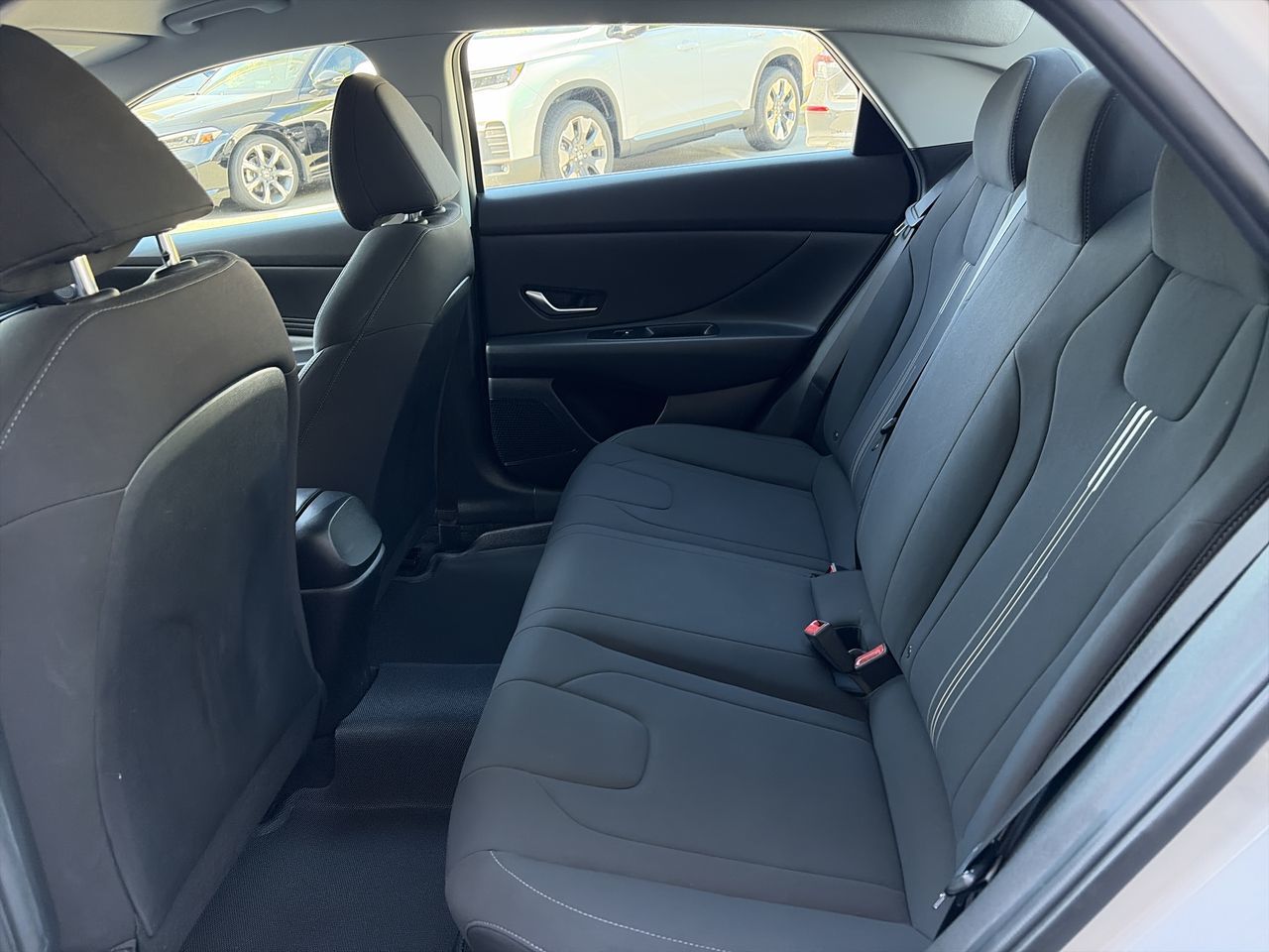 2022  Elantra Sedan