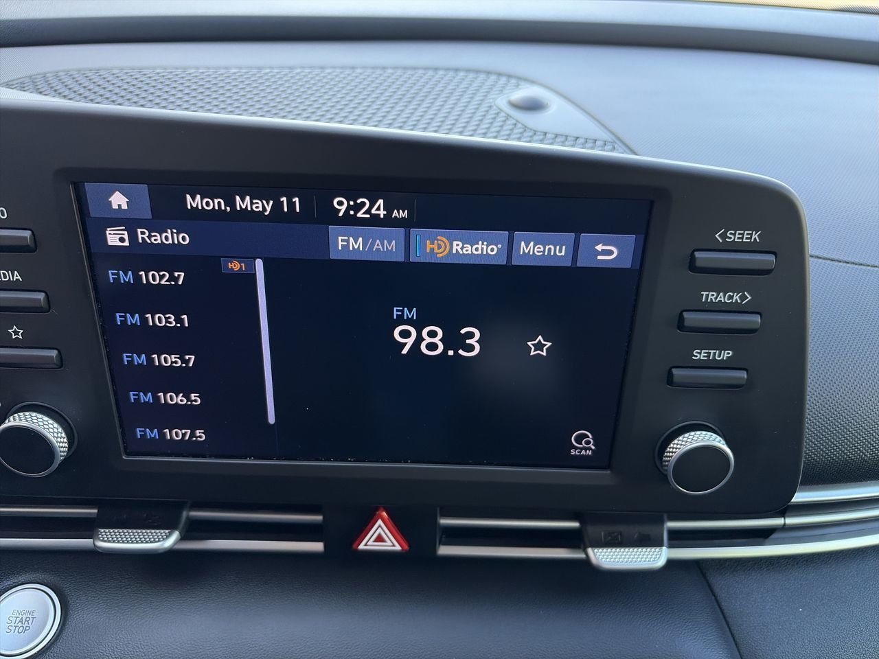 2022  Elantra Sedan