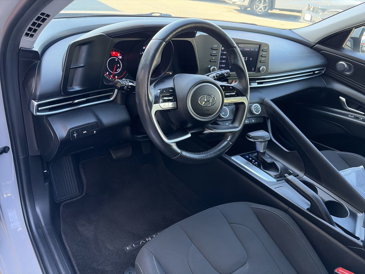 2022  Elantra Sedan