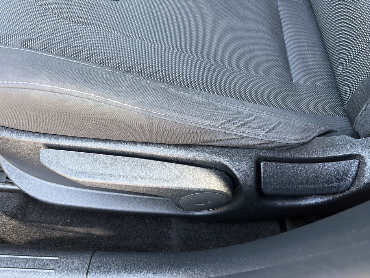 2022 Hyundai Elantra Sedan