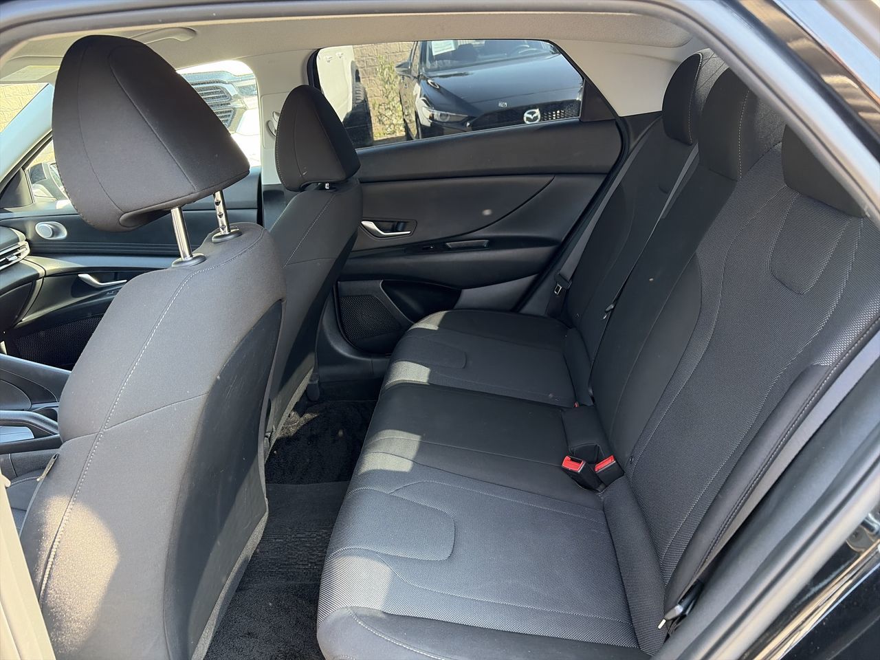 2022 Hyundai Elantra Sedan