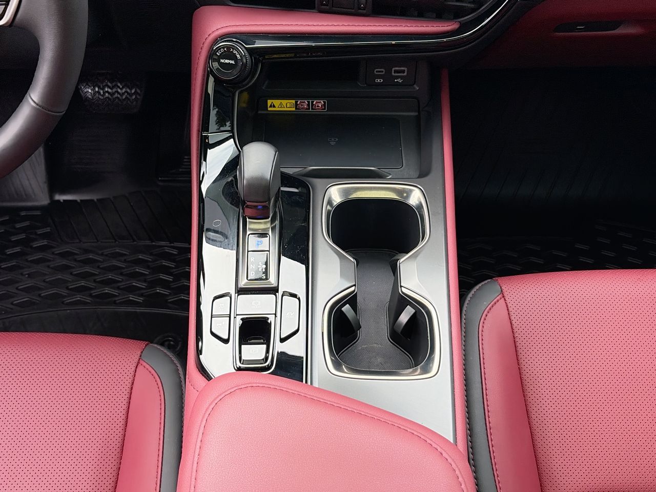 2024 Lexus NXh