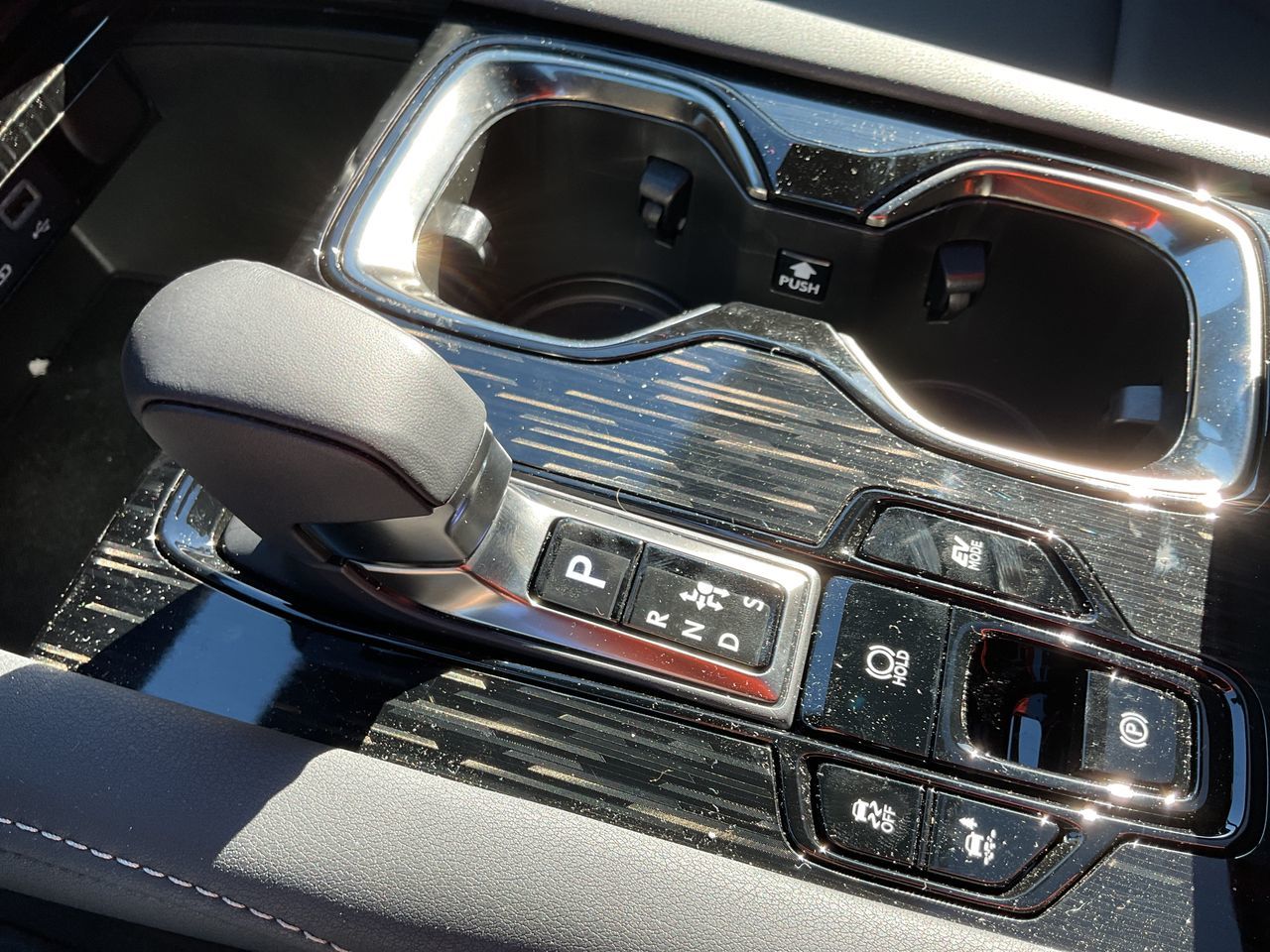 2025 Lexus RXh