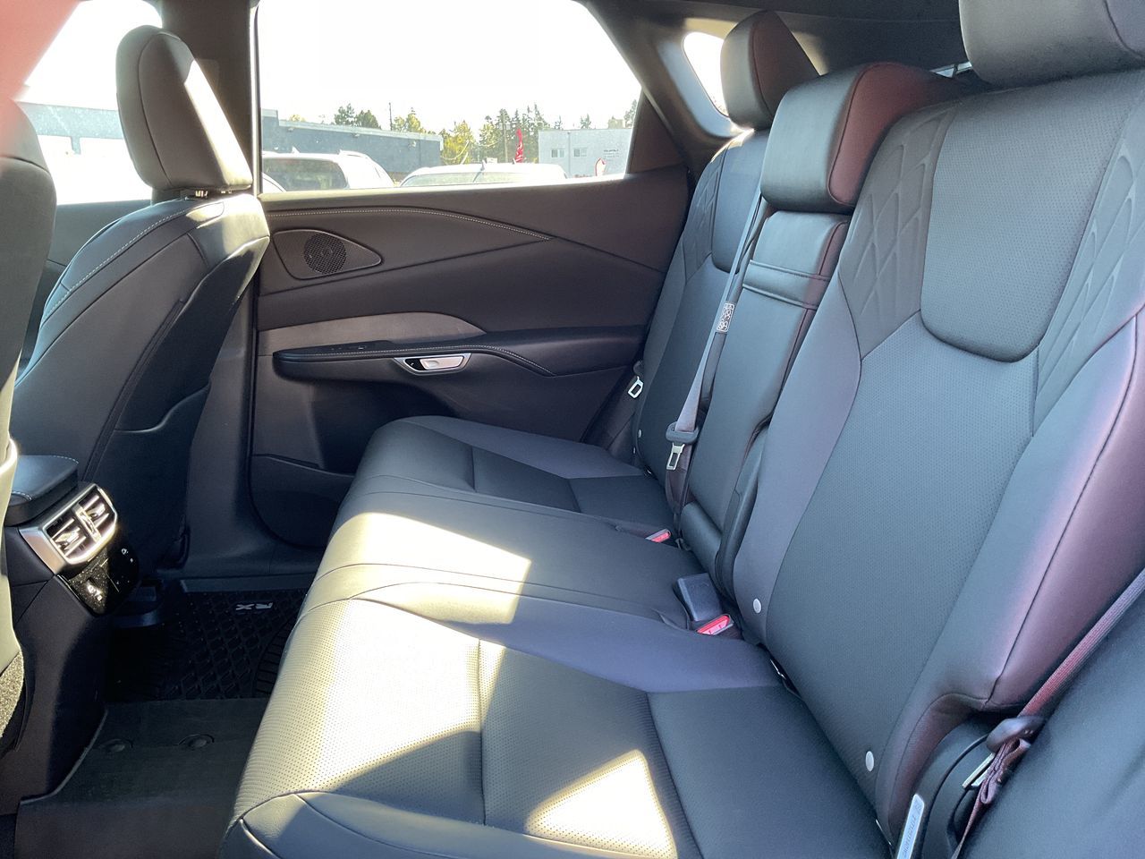 2025 Lexus RXh