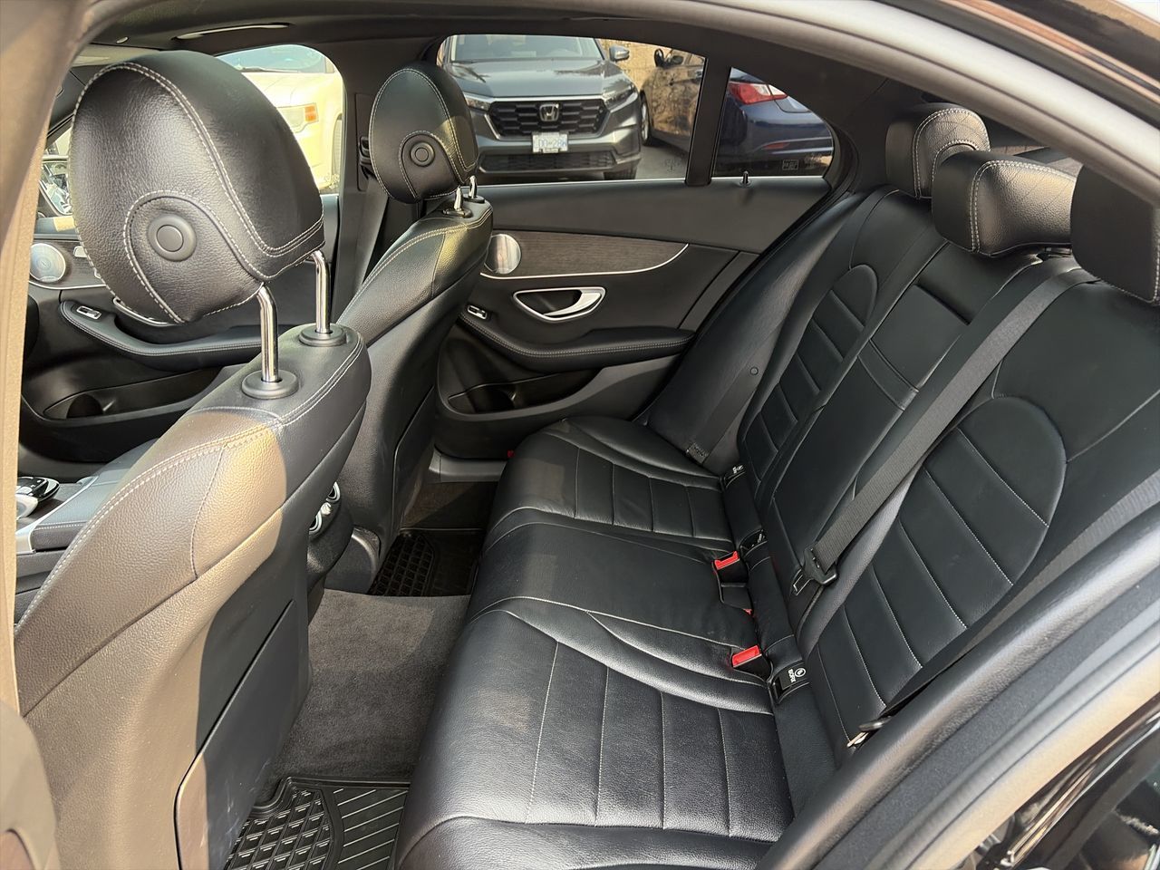 2020 Mercedes-Benz C300