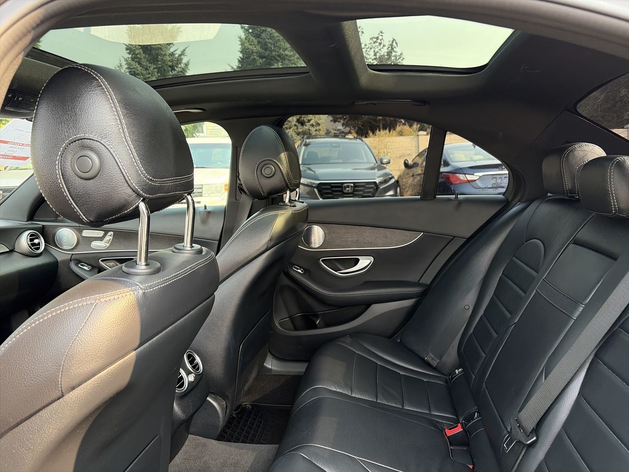 2020 Mercedes-Benz C300