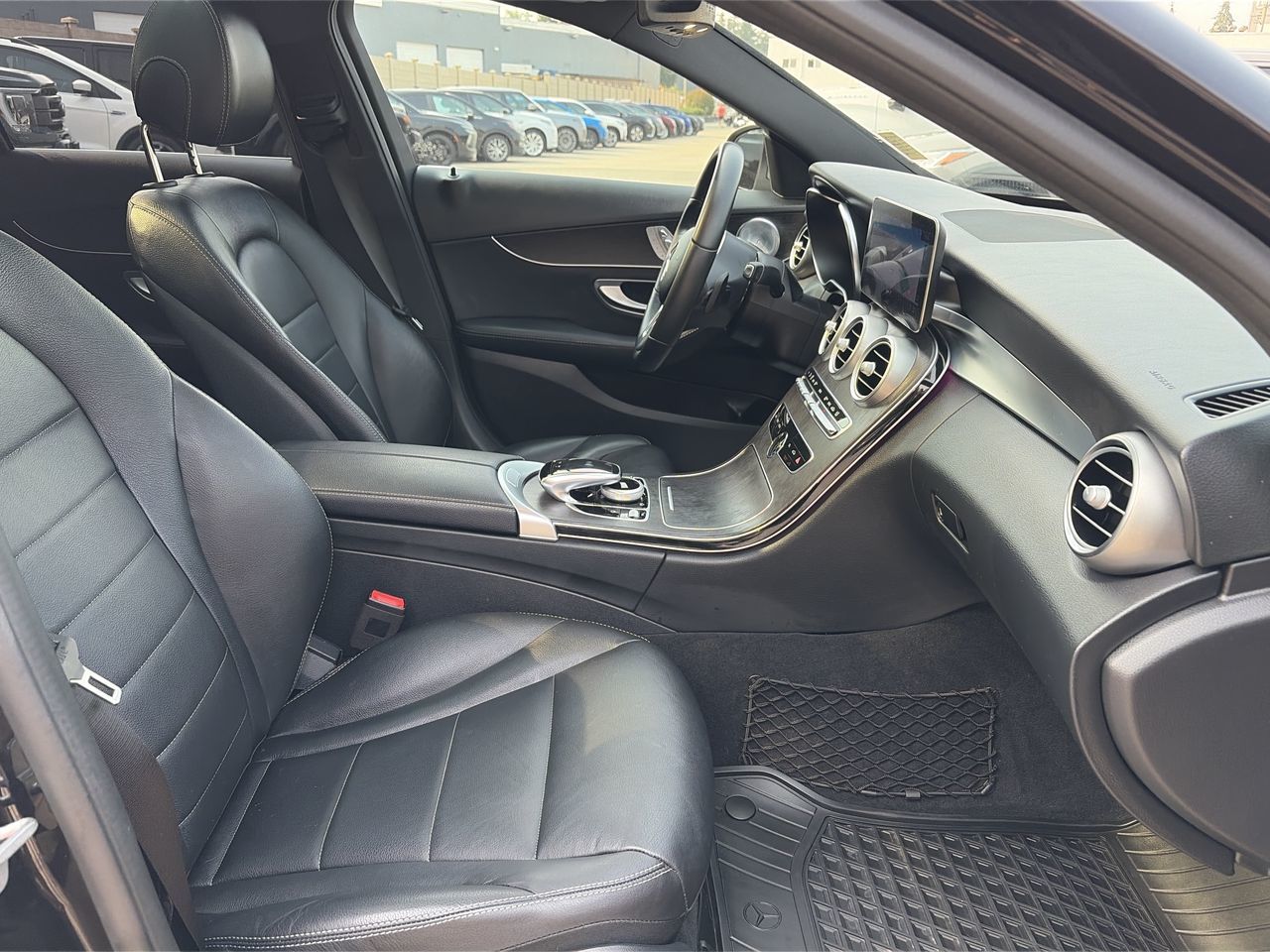 2020 Mercedes-Benz C300