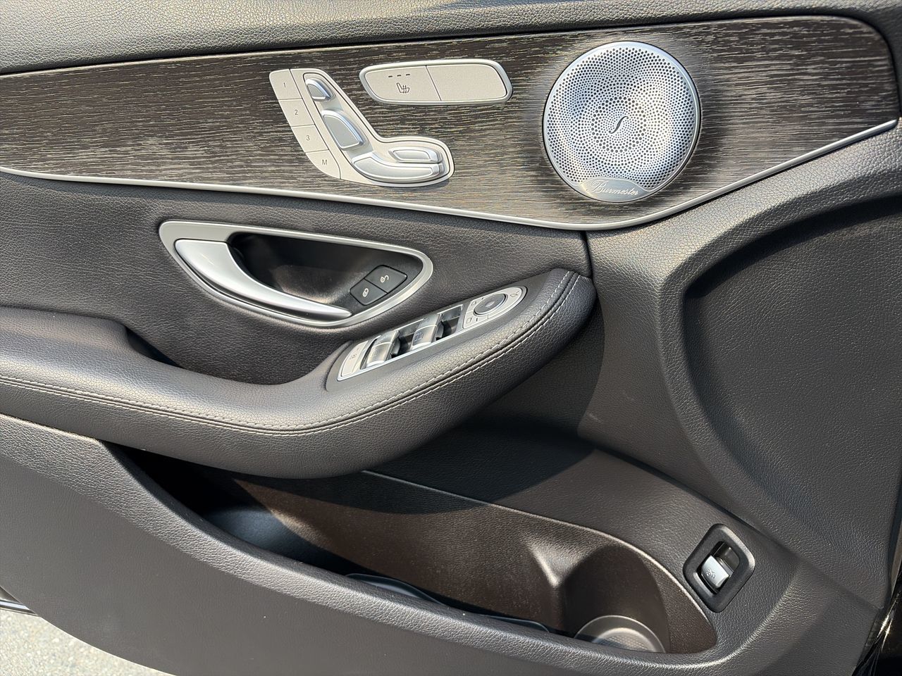 2020 Mercedes-Benz C300