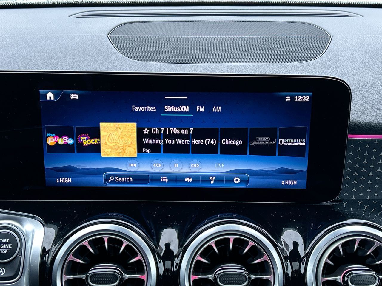 2024 Mercedes-Benz GLB250