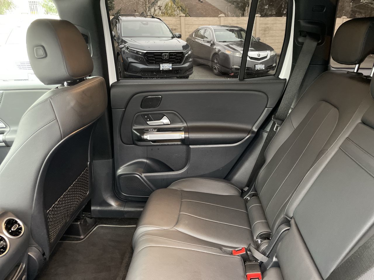 2024 Mercedes-Benz GLB250