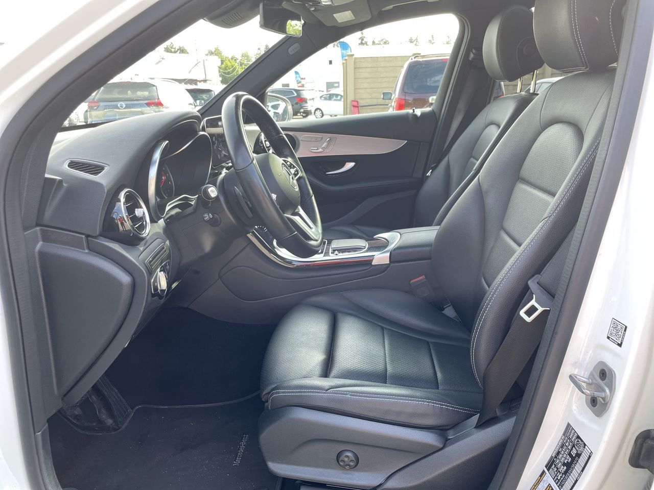 Mercedes-Benz GLC300  2022 à Surrey, Colombie-Britannique