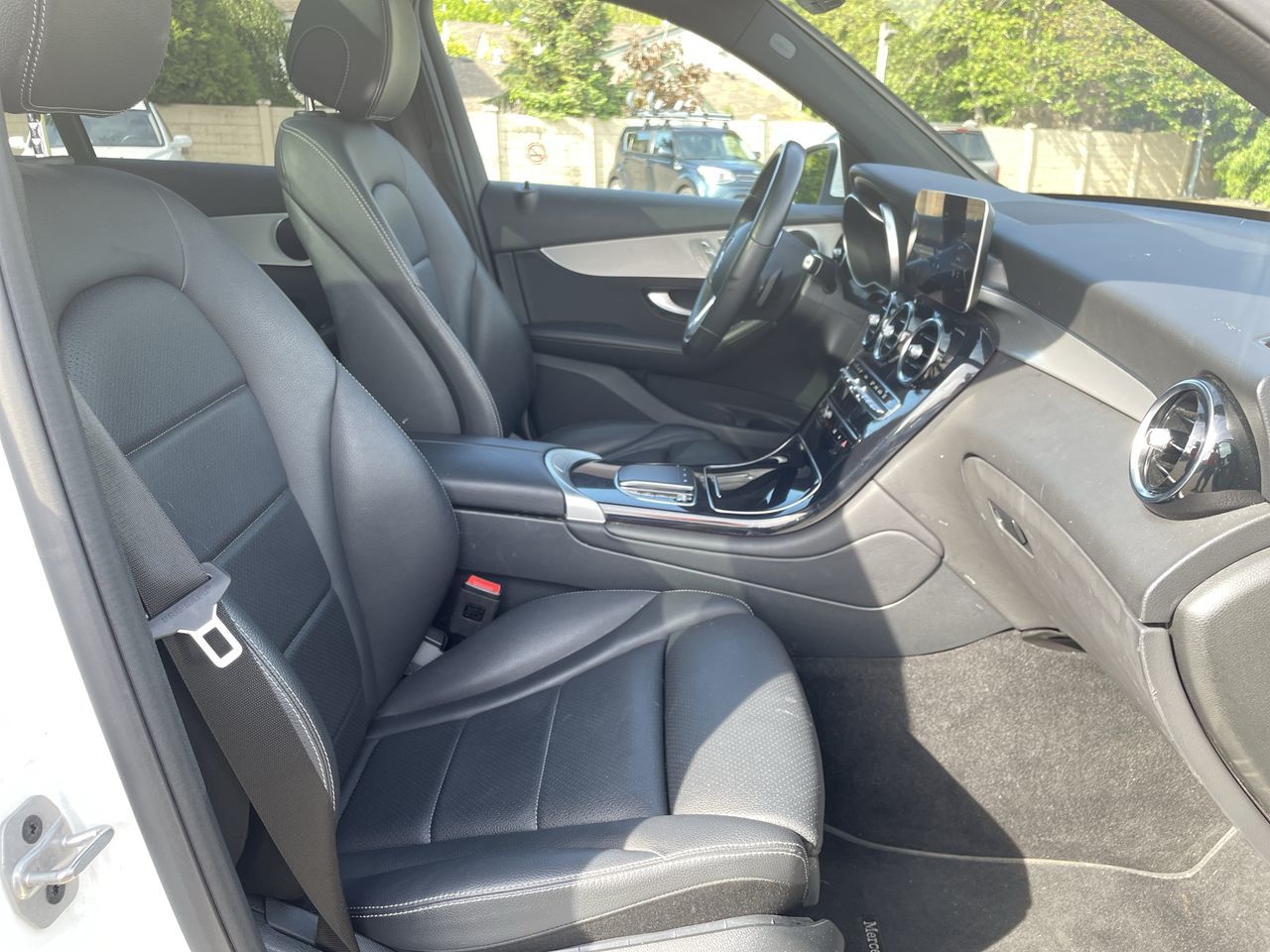 Mercedes-Benz GLC300  2022 à Surrey, Colombie-Britannique
