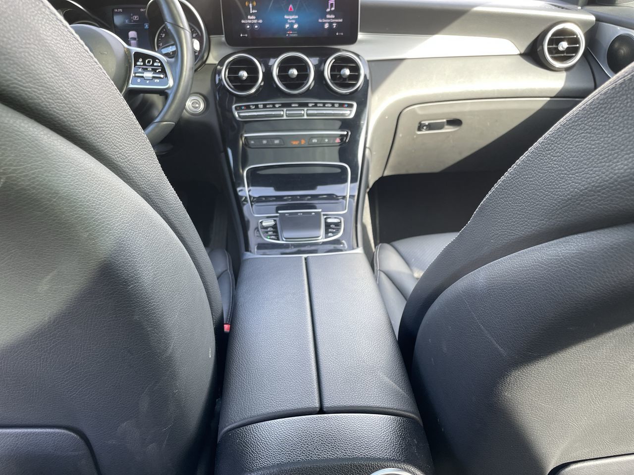 Mercedes-Benz GLC300  2022 à Surrey, Colombie-Britannique