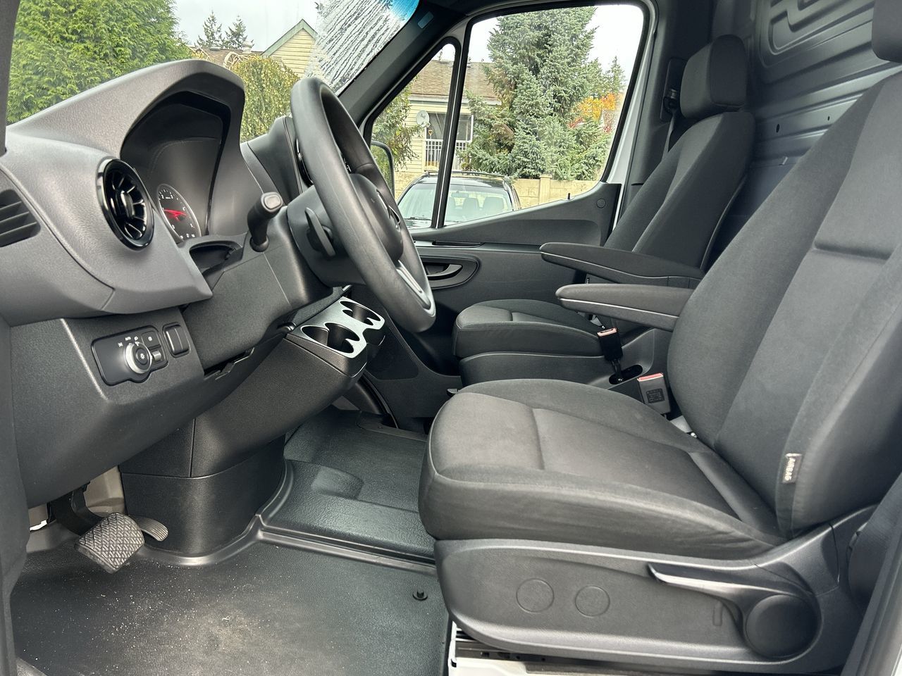 2024 Mercedes-Benz Sprinter Cargo Van